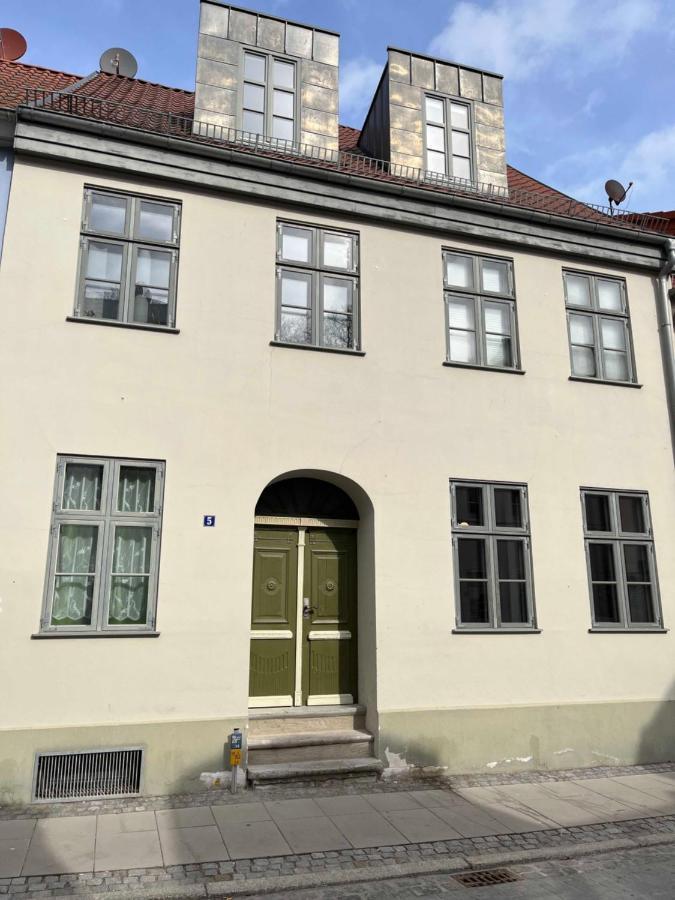 Im Zentrum Wohnen, Ruhe Geniessen Greifswald Dış mekan fotoğraf